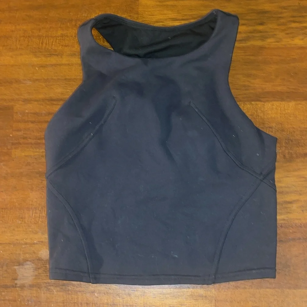 Lululemon Invigorate Training Tank Top in Graphite Grey. Size 0.  LW1CZ3S